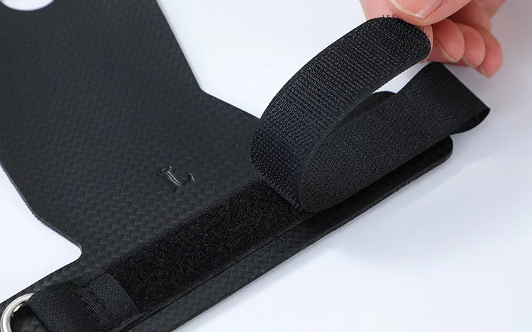 A pair or carbon no finger hole hand grips