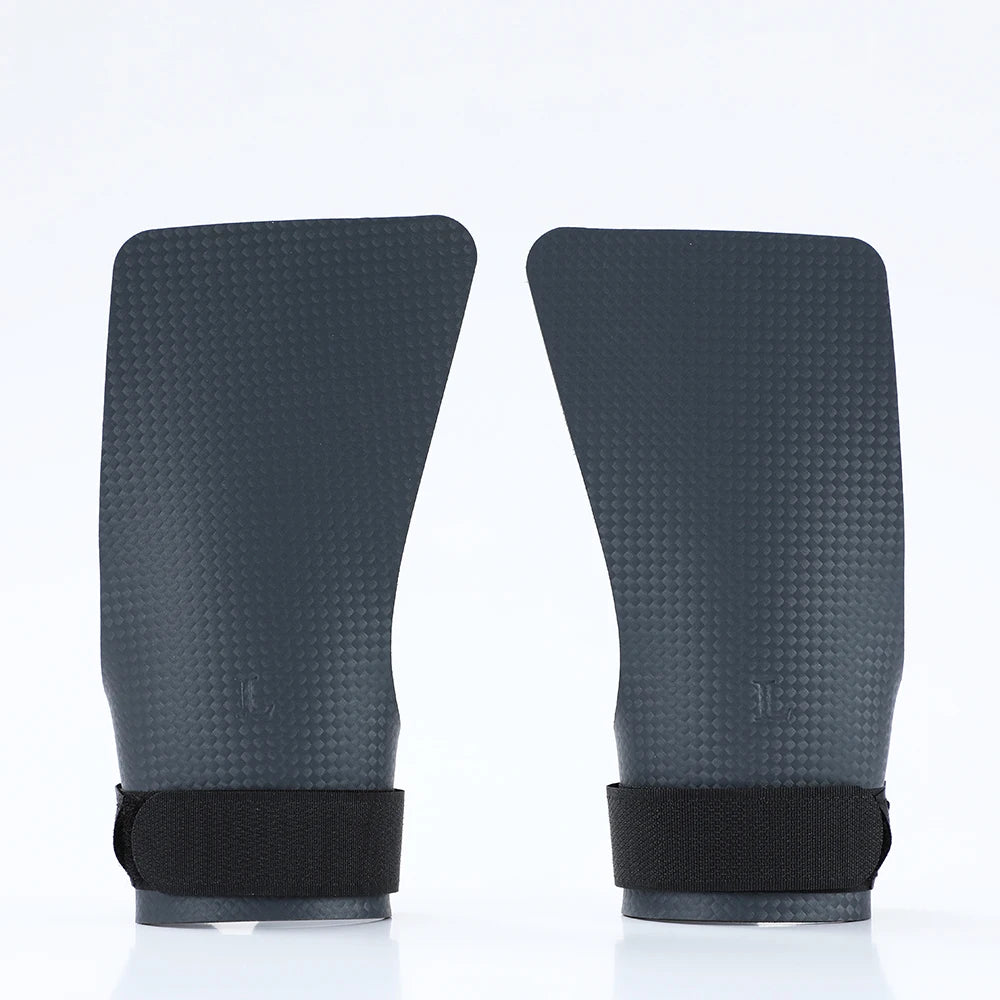 A pair or carbon no finger hole hand grips